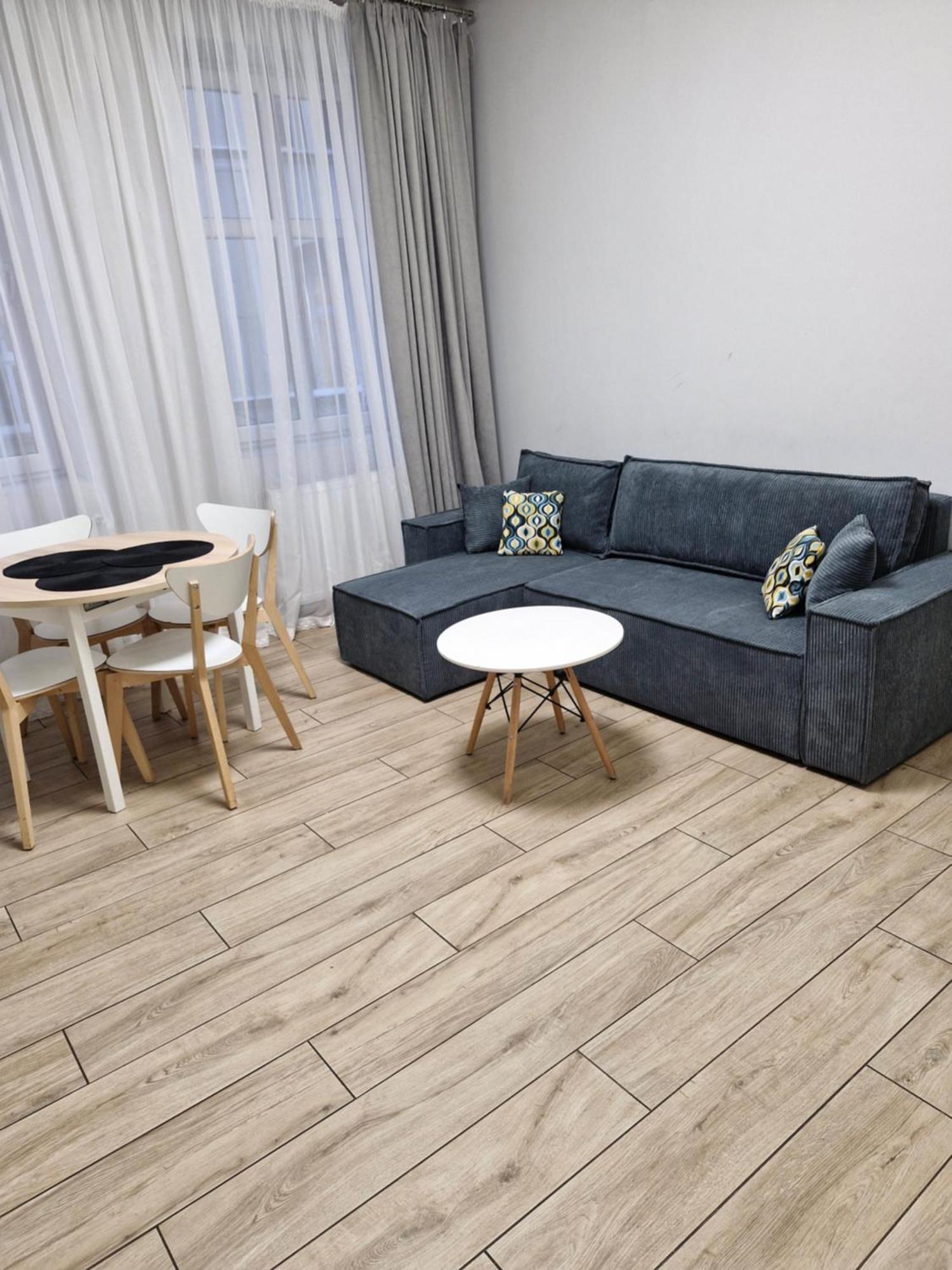 Central Platinum Apartments 7 Ρίμπνικ Εξωτερικό φωτογραφία